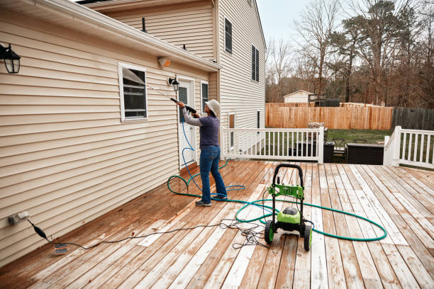 Best Concrete Pressure Washing  in Greenfield, WI