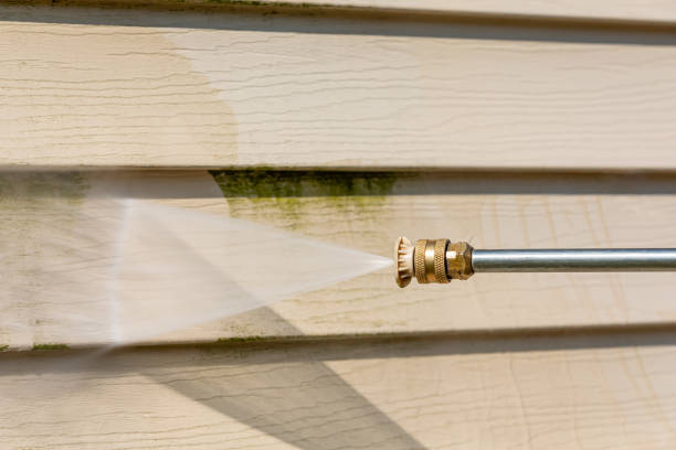 Best Commercial Pressure Washing  in Greenfield, WI